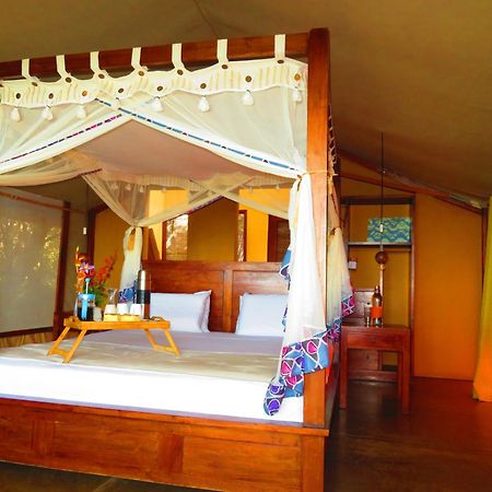 Naara Eco Lodge & Spa 希登盖莱 外观 照片