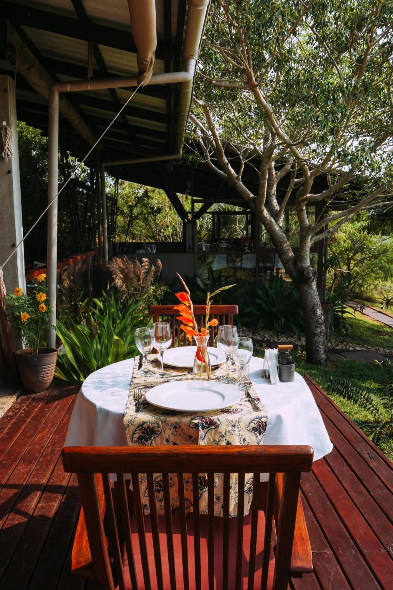 Naara Eco Lodge & Spa 希登盖莱 外观 照片